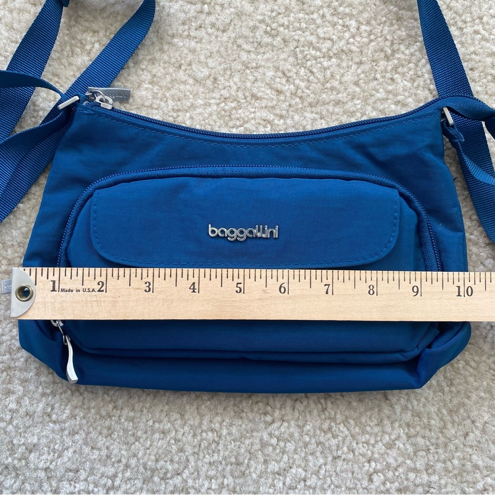 Baggallini Bag Blue Crossbody RFID - Picture 7 of 8